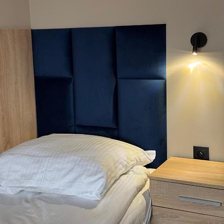 Hotel Zodiak Sucha  外观 照片
