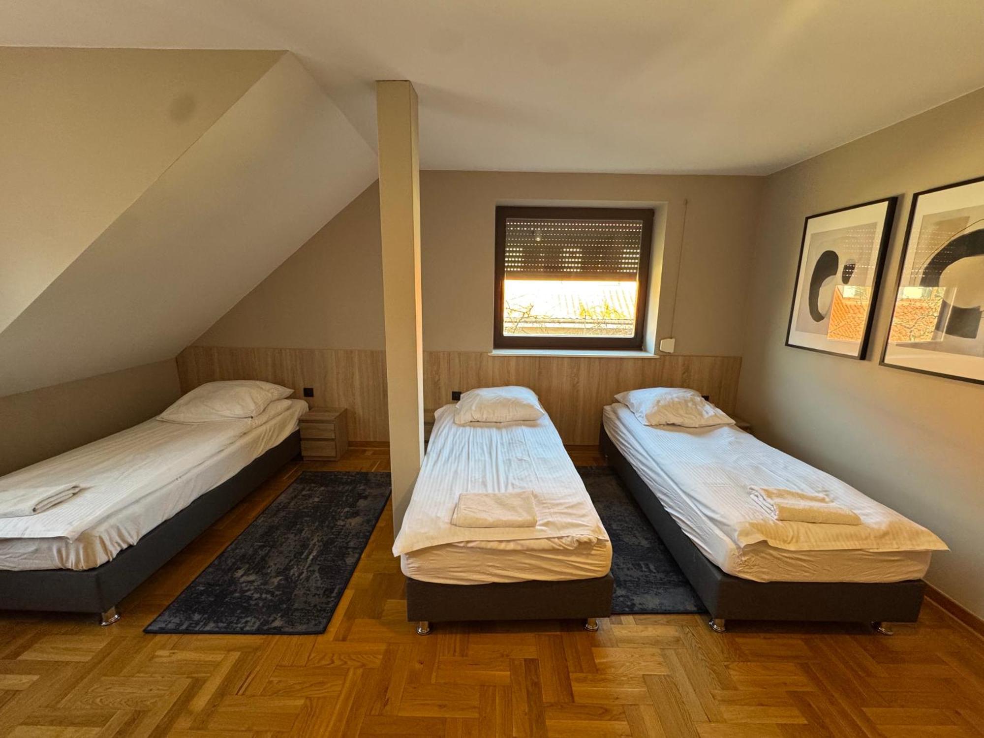 Hotel Zodiak Sucha  外观 照片