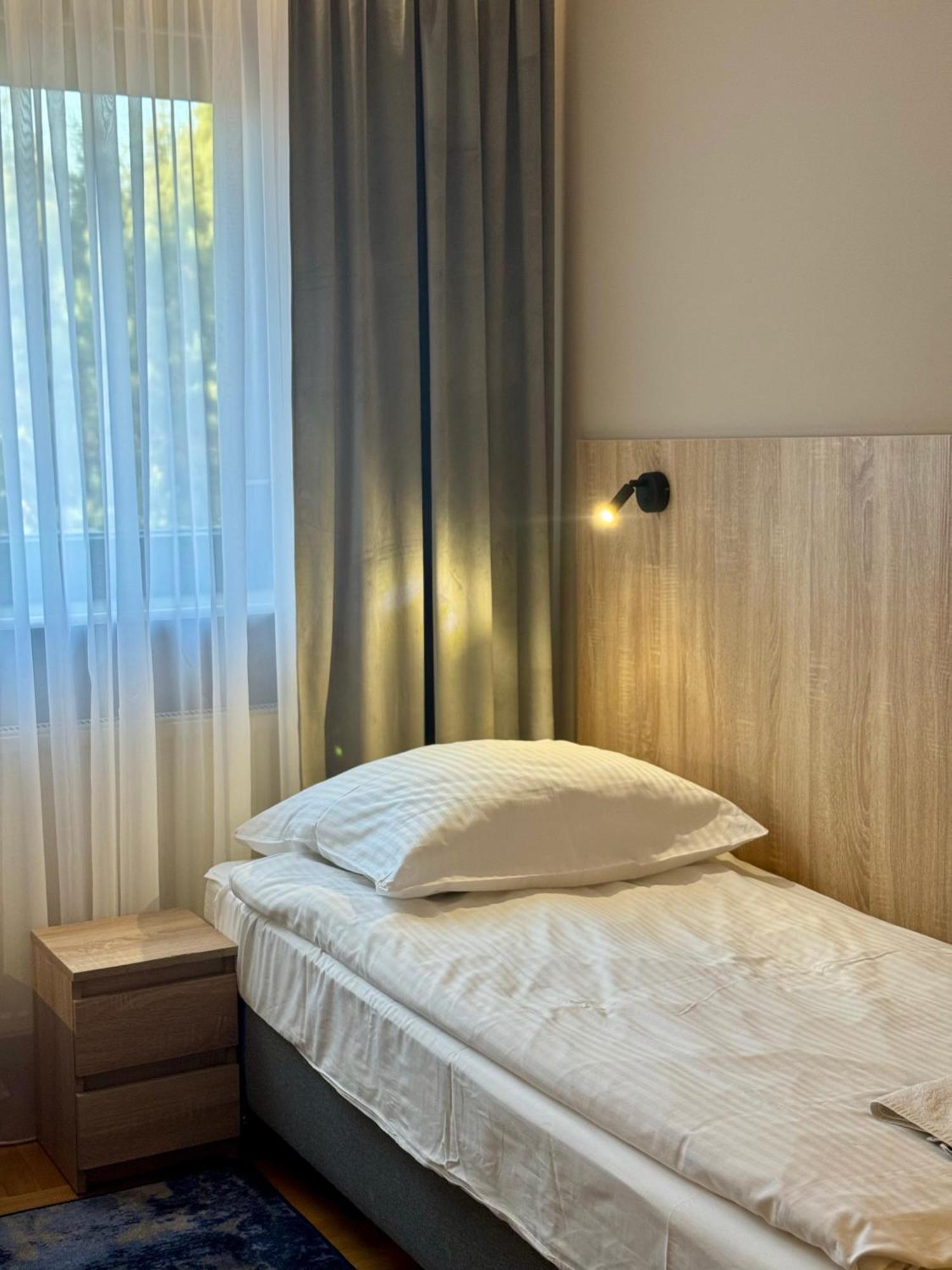 Hotel Zodiak Sucha  外观 照片
